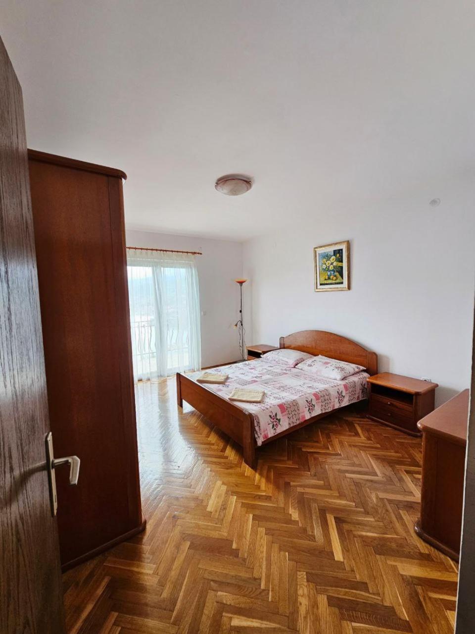 Family House Βίλα Οπατία Εξωτερικό φωτογραφία